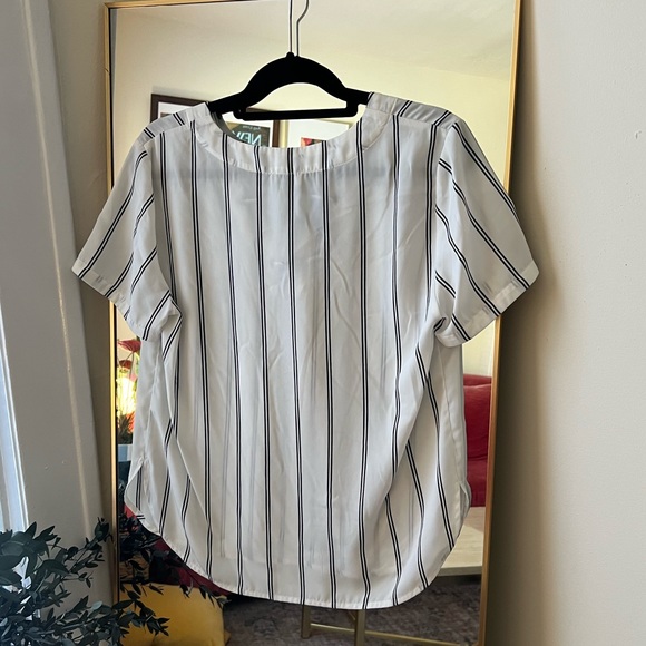 Storee Lace-up Blouse - Picture 3 of 4